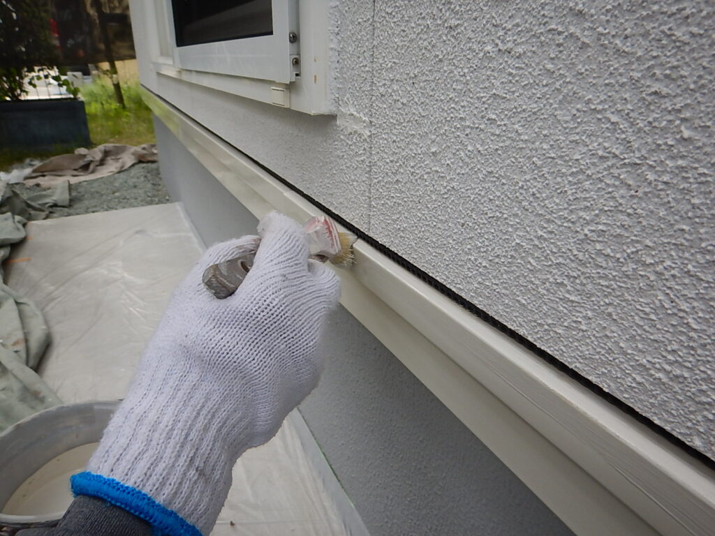 スチールの水切りもウレタン樹脂塗料２回塗り